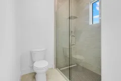 Bathroom-Spec-Home-in-Davenport-Florida