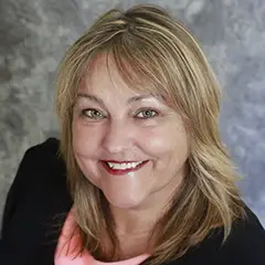 Cindy Hakanen, New Home Consultant